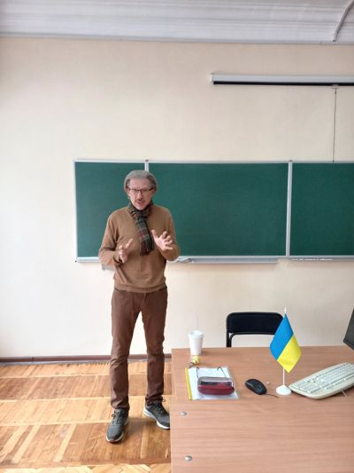 РОБОТА КОНВЕРГЕНТНИХ МЕДІА В СУЧАСНИХ УМОВАХ