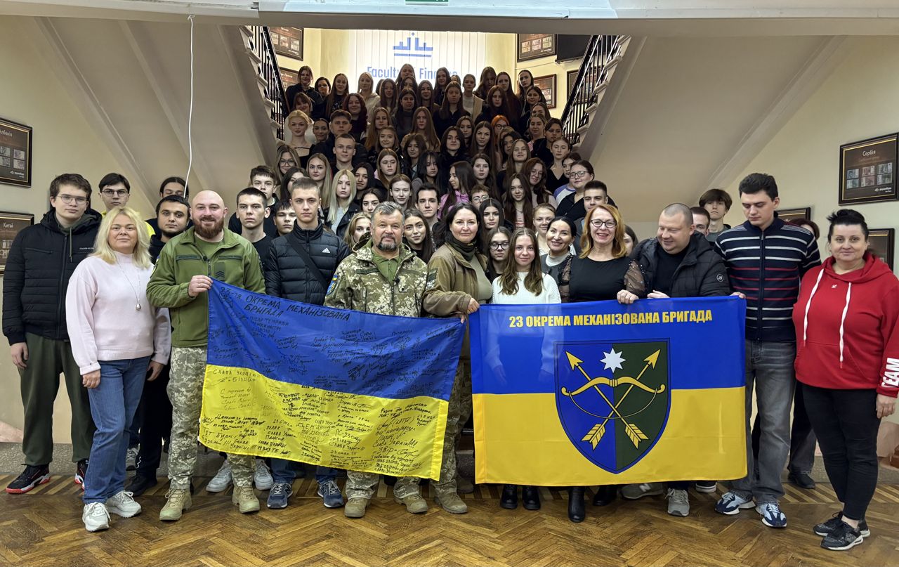 «СЛАВА УКРАЇНІ»