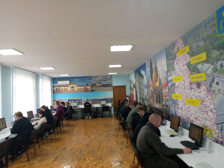 13 БЕРЕЗНЯ 2025 РОКУ СТУДЕНТИ СПЕЦІАЛЬНОСТІ 275 ТРАНСПОРТНІ ТЕХНОЛОГІЇ (НА АВТОМОБІЛЬНОМУ ТРАНСПОРТІ) СКЛАЛИ ЄДКІ