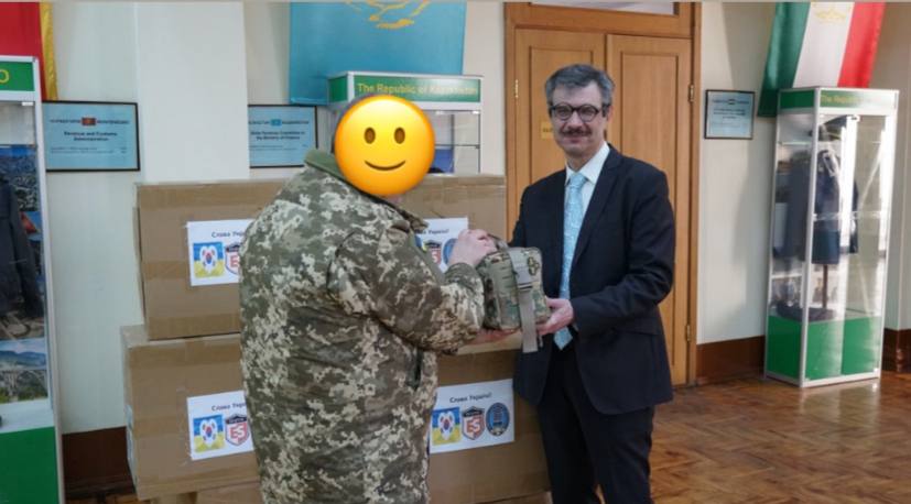 Аптечки для сміливих бійців!