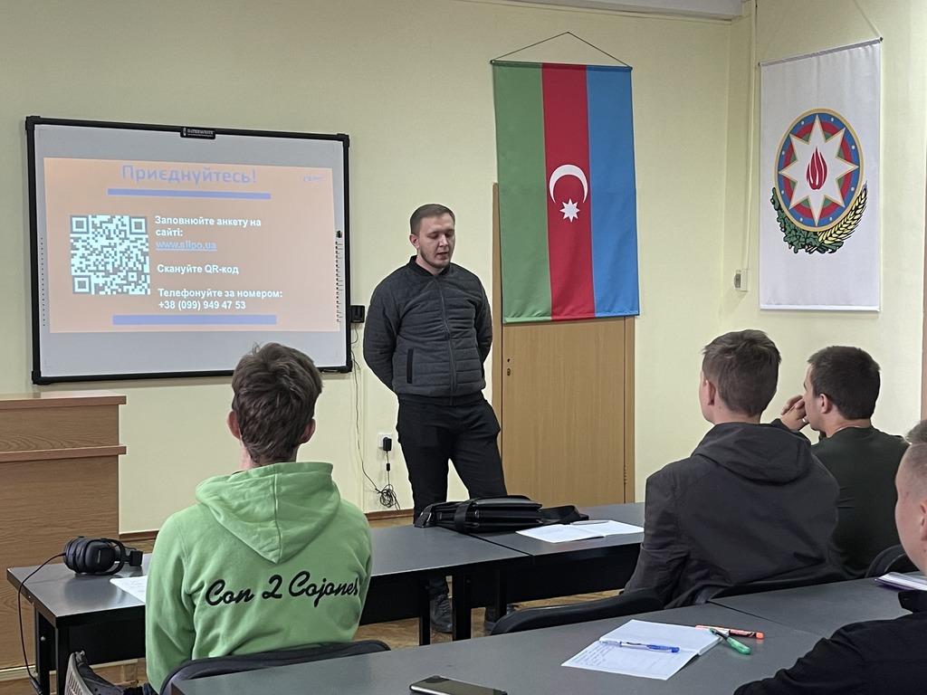 ВЧИМОСЯ ТА ПРАЦЮЄМО: СПІВРОБІТНИЦТВО БІЗНЕСУ ТА СТУДЕНТІВ-МЕНЕДЖЕРІВ