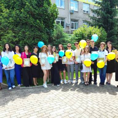 В Університеті митної справи та фінансів відбулося щорічне урочисте свято “Гордість ліцею — 2023”