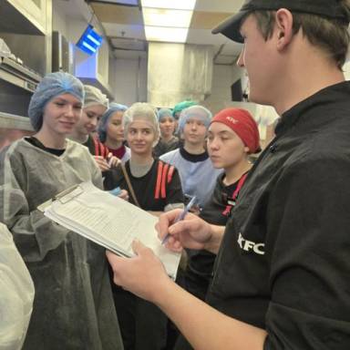 Екскурсія здобувачів вищої освіти до закладу харчування KFC