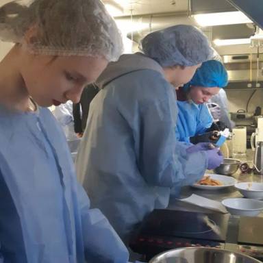 Інноваційні технології в кулінарії: практичний досвід майбутніх фахівців з готельно-ресторанної справи