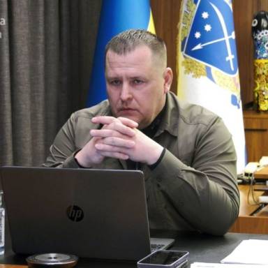 ЛІДЕРСТВО В УМОВАХ ВІЙНИ  на прикладі м. ДНІПРО
