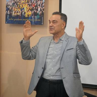 Михайло Мельник зустрівся зі студентами Університету митної справи та фінансів